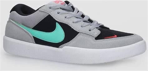 nike sb schoenen zwart|Zwarte Nike SB Sneakers online kopen .